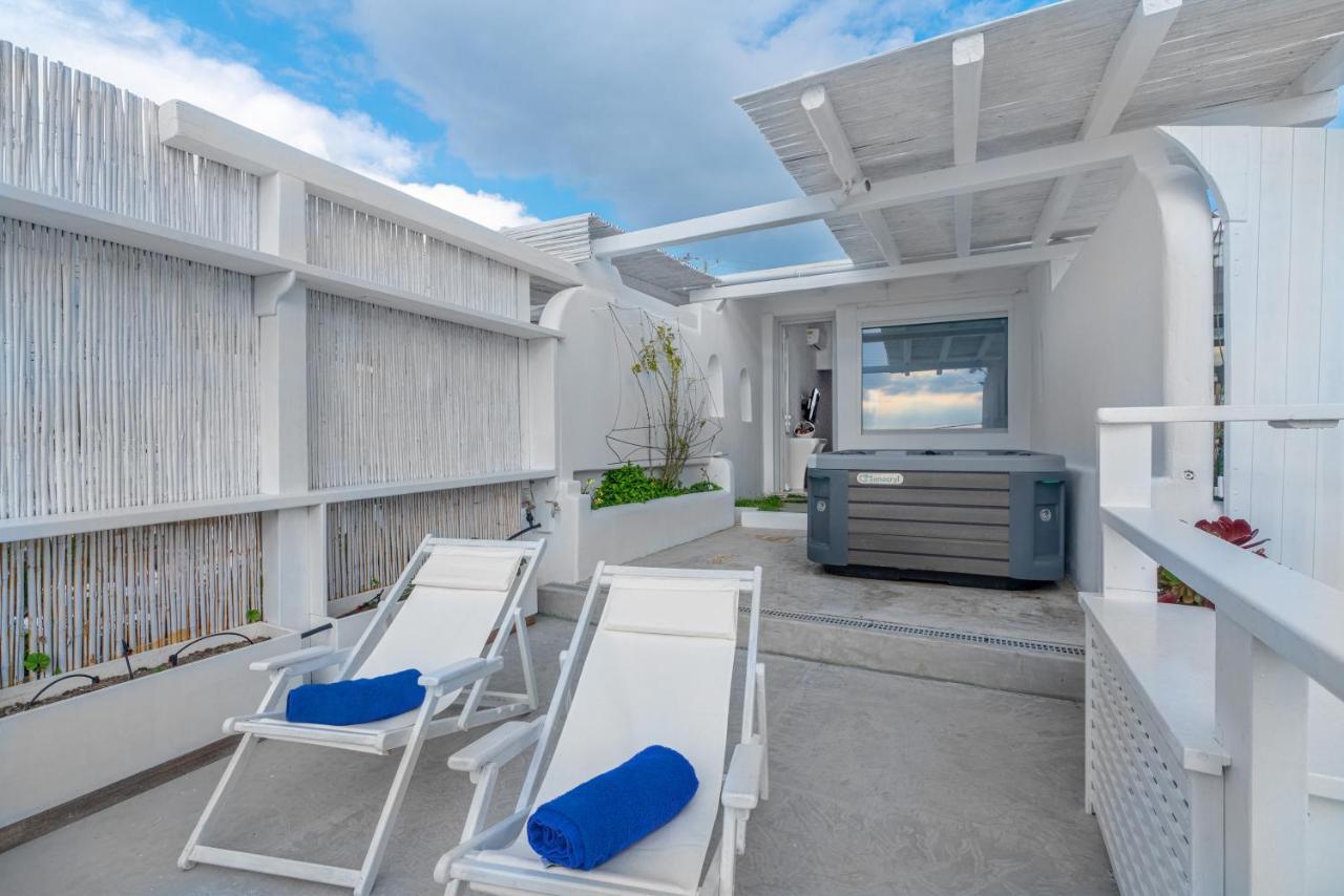 Bella View Mykonos Town Suites Bagian luar foto